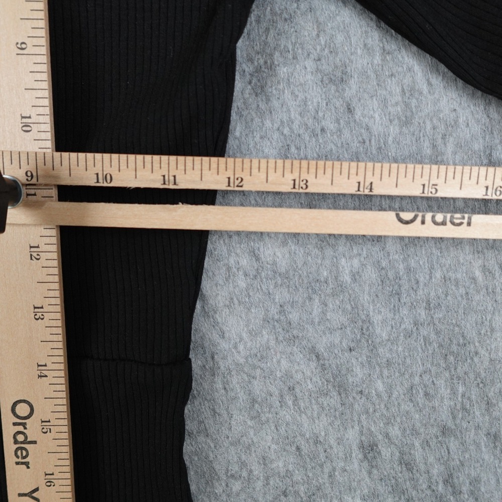 Reformation Bodysuit Women XS/S? Black Ribbed Plunge VNeck Short Sleeve Stretch - Picture 5 of 7